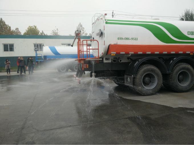 Emissione dell'euro 3 del camion di serbatoio di acqua del modello 8000L della luce di Sinotruk 4x2 4