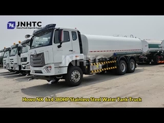 HOWO NX Camion cisterna dell'acqua 6X4 336HP 20m3 Camion cisterna degli sprinkler in vendita