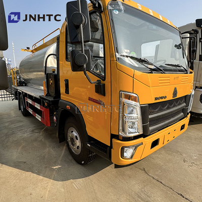 Cina Hot Sell Howo 4 Cbms Strada Intelligente distributore di asfalto camion NUOVO Spruzzatore di bitume camion di distribuzione di asfalto