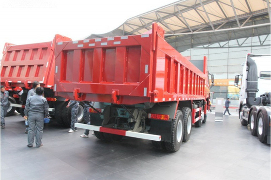 modello 371hp di Capaicty Sinotruk Howo7 del carico dell'autocarro con cassone ribaltabile della ruota di 8x4 25-30M3 12 50-60T
