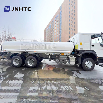 Prezzi bassi Sprinkler Tank Truck HOWO Water Tank Trucks 6X4 400HP Per l'acqua potabile Spedizione di deposito