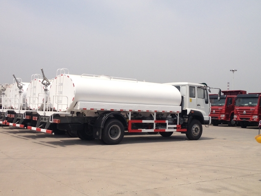 Autocarro con cassone ribaltabile resistente di Howo, capacità 12-20m3 del camion cisterna dell'acqua
