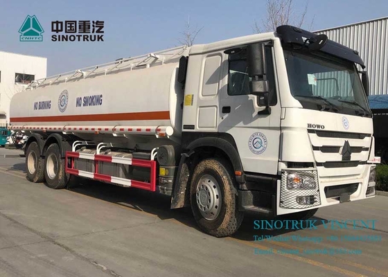 Metri cubici 260000Liters del camion di serbatoio di combustibile di SINOTRUK HOWO 371HP 26 per i vostri bisogni