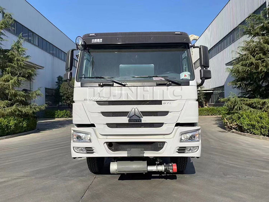 azionamento del camion cisterna 371hp LHD di 6x4 20000L Sinotruk Howo