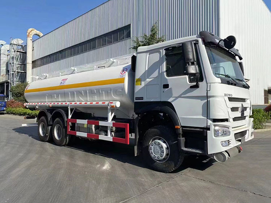 azionamento del camion cisterna 371hp LHD di 6x4 20000L Sinotruk Howo