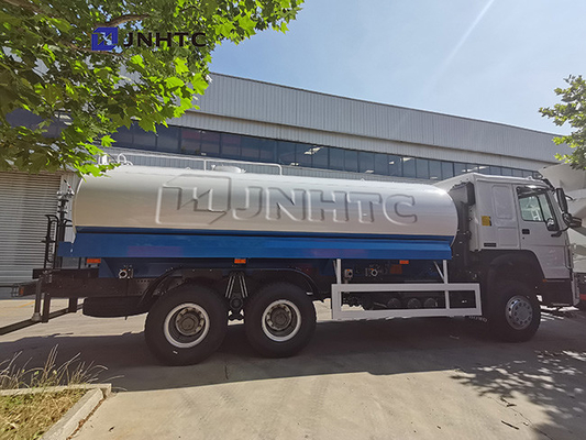 Sinotruk Howo 6x4 che spruzza il camion di serbatoio di acqua 351 - 450hp