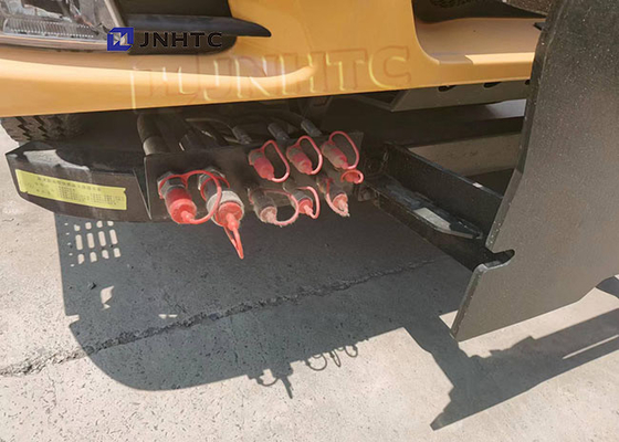 Camioncino Sinotruk Howo 371hp 300L dell'aratro di neve della spazzatrice stradale