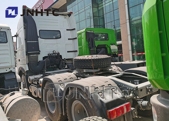 Tipo di azionamento del camion LHD del trattore di Sinotruck Howo 6x4