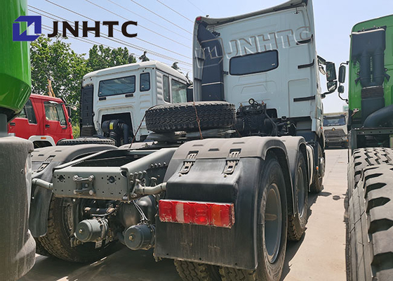 Tipo di azionamento del camion LHD del trattore di Sinotruck Howo 6x4