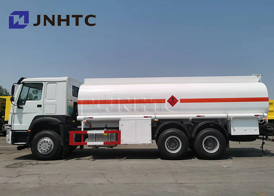 combustibile diesel del camion cisterna dell'olio di 6x4 20000L 371Hp Sinotruk Howo