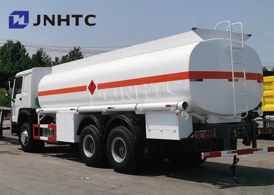 combustibile diesel del camion cisterna dell'olio di 6x4 20000L 371Hp Sinotruk Howo