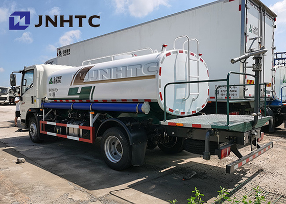Camion 4x2 10cbm di Mini Sinotruk Howo Tanker Water