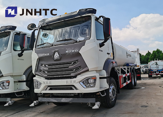 Acqua di Sinotruk Hohan 1000l che spruzza la ruota motrice del camion 4X2