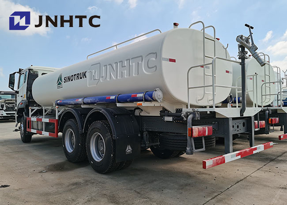 Acqua di Sinotruk Hohan 1000l che spruzza la ruota motrice del camion 4X2