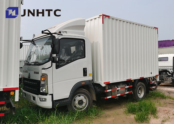 Carico Van Truck Sinotruk Howo della luce del combustibile diesel 4x2 5ton