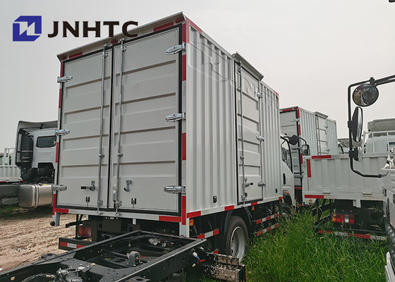 Carico Van Truck Sinotruk Howo della luce del combustibile diesel 4x2 5ton