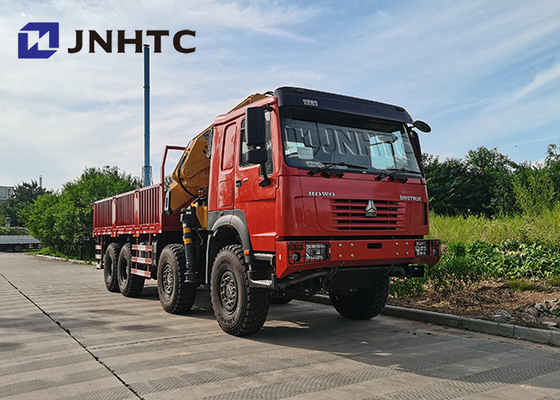 Sinotruck Howo 8x8 tutto il camion del carico dell'azionamento della ruota con le gru di 30t 13t