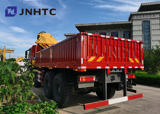 Sinotruck Howo 8x8 tutto il camion del carico dell'azionamento della ruota con le gru di 30t 13t