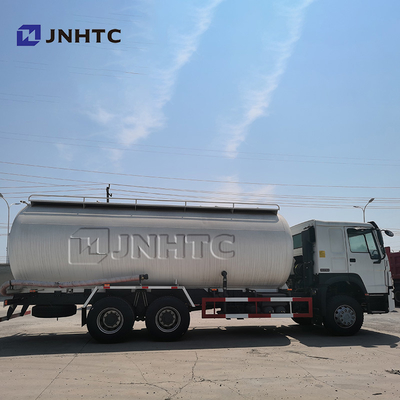 SINOTRUCK HOWO Autocarro con cassone ribaltabile vari materiali in polvere
