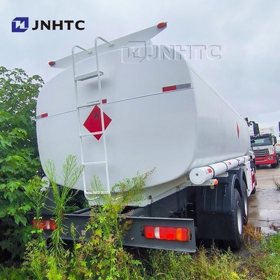 Camion cisterna diesel di consegna del combustibile di SINOTRUK HOHAN 6X4 da vendere