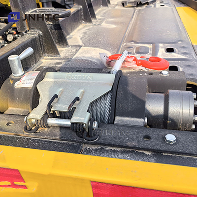 Howo 4*2 3-5 tonnellate autocarro da rimorchio leggero a letto piatto con prezzo economico in vendita