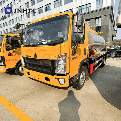 Cina Hot Sell Howo 4 Cbms Strada Intelligente distributore di asfalto camion NUOVO Spruzzatore di bitume camion di distribuzione di asfalto