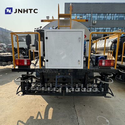 Cina Hot Sell Howo 4 Cbms Strada Intelligente distributore di asfalto camion NUOVO Spruzzatore di bitume camion di distribuzione di asfalto