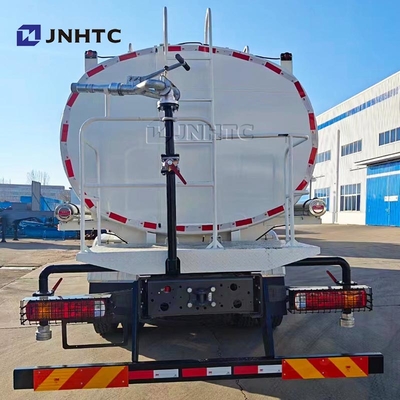 Nuovo Howo Cisterna dell'acqua Camione per la spruzzatura dell'acqua 6X4 380HP 10 Ruote 25m3 In vendita
