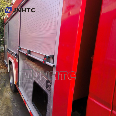 NEW SINOTRUCK Howo 4x2 Light Duty Fire Fighting Truck con pompa d'acqua Truck di alta qualità
