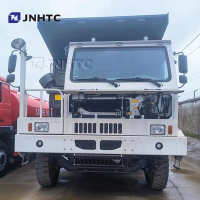 Nuovo Howo Mining Dump Truck Tipper 10 ruote 50 tonnellate con azionamento a destra