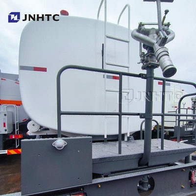 Nuovo prodotto Sinotruk Howo camion cisterna dell'acqua 8X4 400HP 10 pneumatici cisterna dell'acqua vendita calda