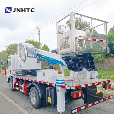 HOWO 4x2 20m Camione Piattaforma di lavoro aerea montata Piattaforma di lavoro aerea pieghevole Knuckle Boom Camione