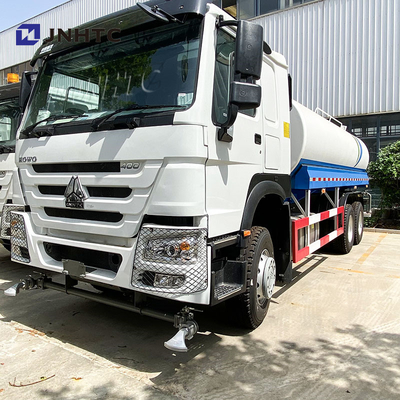 Nuovo Sinotruk Howo Sprinkling Water Tank Truck 351 - 450hp 6x4 10 ruote dalla Cina