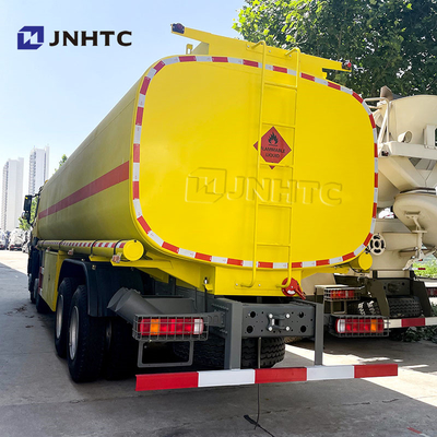 Sinotruk Howo Oil Tank Truck 8X4 400HP LHD Diesel Fuel Oil Refueling Tanker Consegna