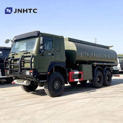 Hot Sinotruk Howo Oil Tank Truck 6x6 All Drive LHD Diesel Fuel Oil Tank Truck in vendita