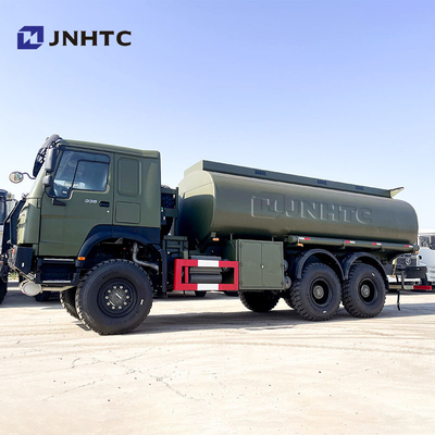 Hot Sinotruk Howo Oil Tank Truck 6x6 All Drive LHD Diesel Fuel Oil Tank Truck in vendita