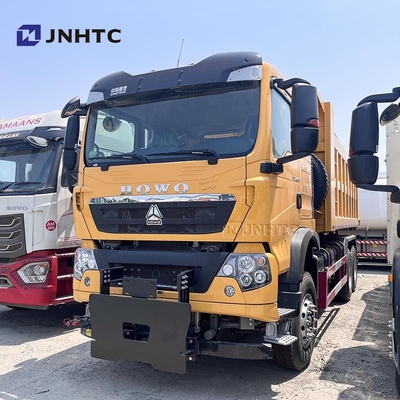 Nuovo camion da pulizia per pulitori di neve per strada HOWO 400HP 300L 6X4 in vendita