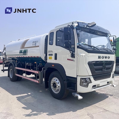 Vendita a caldo Sinotruk HOWO 6X4 320-450HP 20m3 Cisterna per il lancio dell'acqua Cisterna per l'irrigazione Cisterna per l'irrigazione