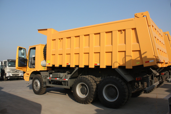 Dieci ruote che estraggono l'autocarro con cassone ribaltabile Sinotruk Howo7 marcano a caldo con 30M3 Capaicty