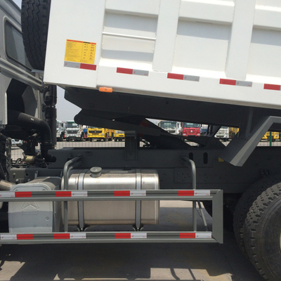 Metà di colore resistente di sollevamento di bianco dell'autocarro con cassone ribaltabile di Sinotruk Howo7 6x4 20m3 371hp