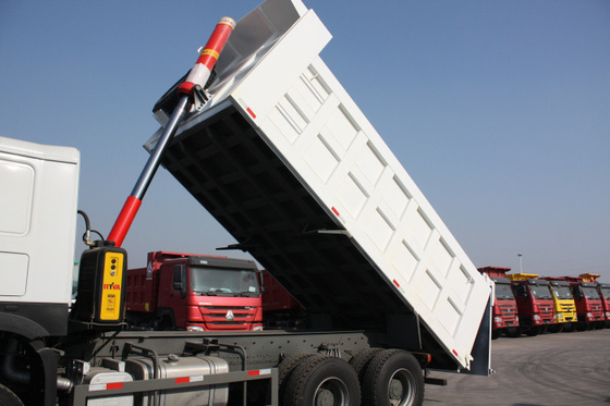 Sollevamento resistente bianco di capacità LHD HYVA dell'autocarro con cassone ribaltabile di Sinotruk Howo7 di colore 40T 20M3