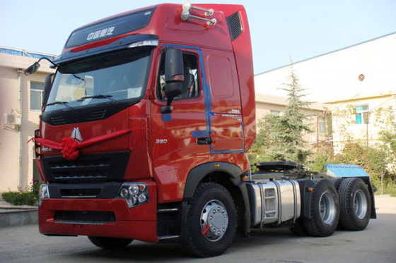 Camion del motore primo 371HP dell'EURO II di Howo A7 con 10 di andata e la trasmissione inversa 2
