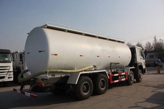 Camion di serbatoio di combustibile facoltativo 8x4 di colore resistente alle intemperie con la struttura ad intelaiatura d'acciaio