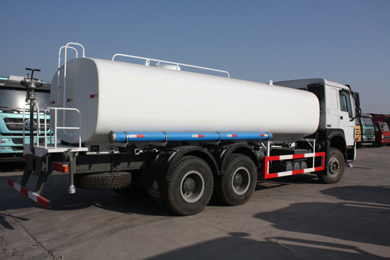 Camion di serbatoio di combustibile di Sinotruk Howo7 di lunga vita 20M3 20000L 6x4 con la pompa ed i tubi