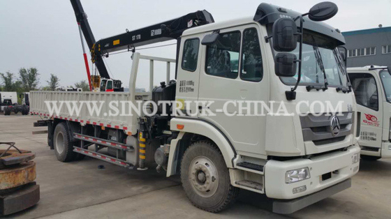 Il camion di SQ5SK3Q ha montato la gru, 5 TONNELLATE che incastrano la gru dell'asta per il camion diesel del carico 4×2