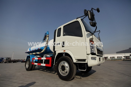 HOWO accendono le ruote del camion 6 di vuoto della fogna 10 tonnellate che caricano 116hp SHMC5107GXW di modello