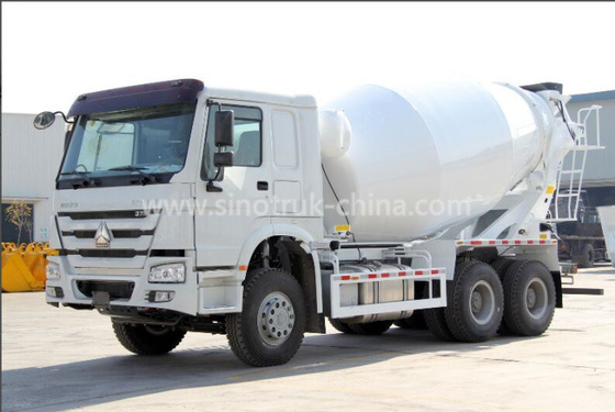 resistenza di collisione del camion del miscelatore di cemento dell'autocisterna 12cbm alta con il circuito idraulico