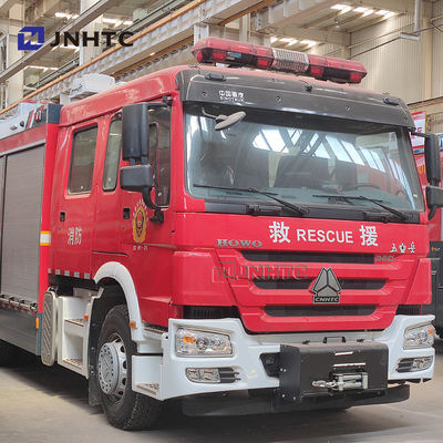 HOWO 18m Alto braccio 4x2 12000l Grande flusso di salvataggio di incendio camion dei pompieri in vendita