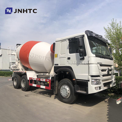SINOTRUK HOWO Camion per la miscelazione del calcestruzzo 10m3 Capacità Camion per la miscelazione del cemento Camion per la miscelazione del calcestruzzo montato In vendita