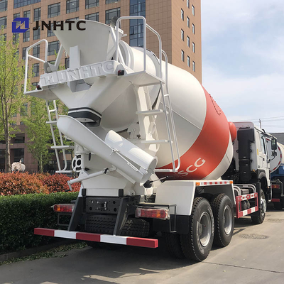 SINOTRUK HOWO Camion per la miscelazione del calcestruzzo 10m3 Capacità Camion per la miscelazione del cemento Camion per la miscelazione del calcestruzzo montato In vendita